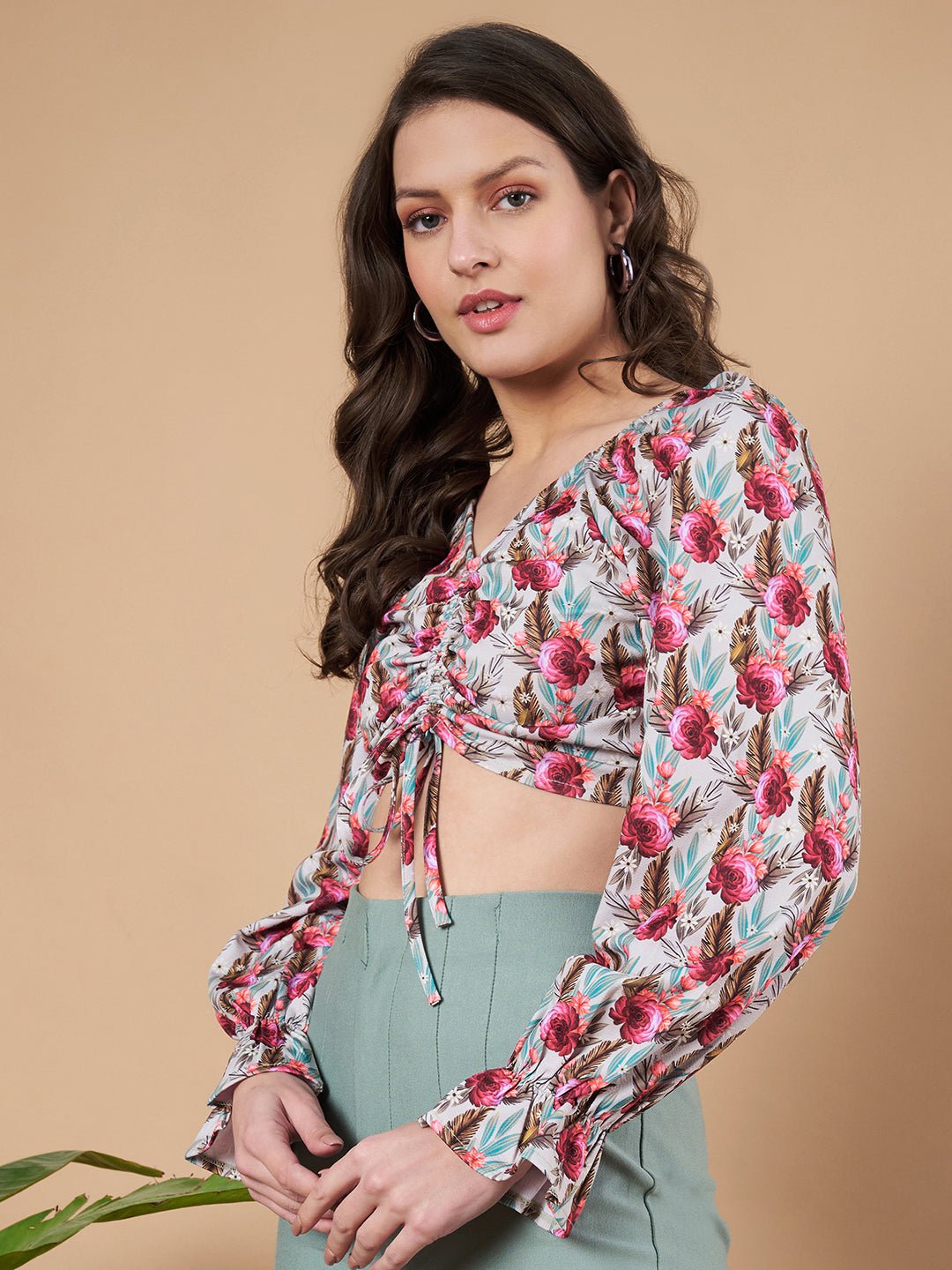 Women Floral Printed Ruched Tie-Front Crop Blouson Top