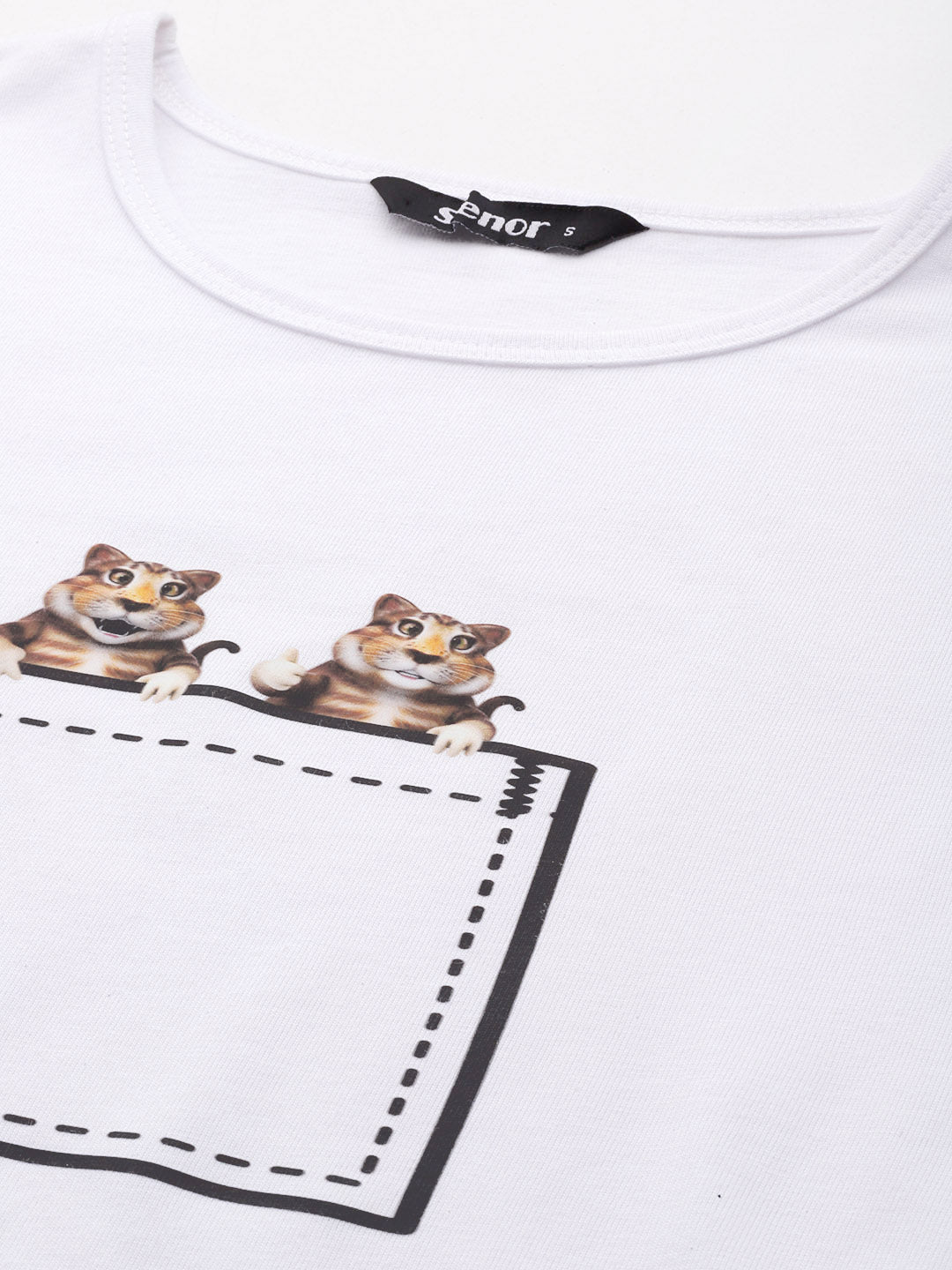 Women Graphic Printed Pure Cotton Crop T-shirt