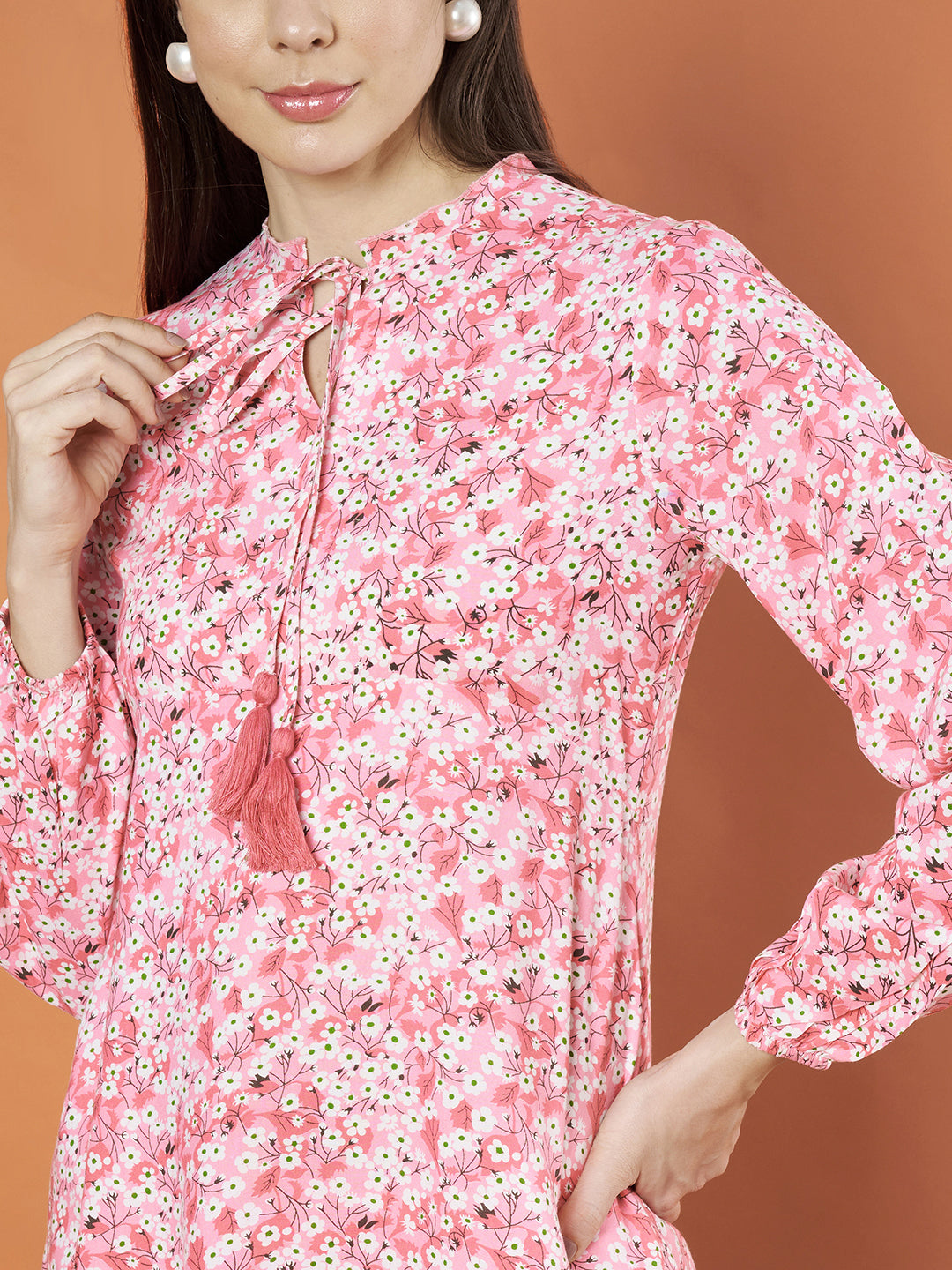 Women's Pink Floral Printed Co-Ord Set with Tie-Up Neckline and Slit Pants