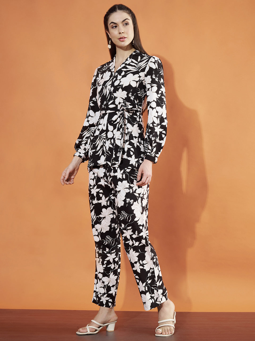 Women Black And White Floral Printed  Co-Ord Set