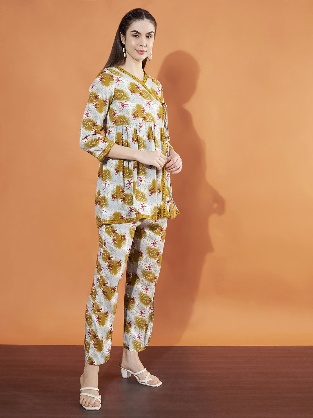 Women Mustard Floral Printed Pure Cotton Co-Ord Set