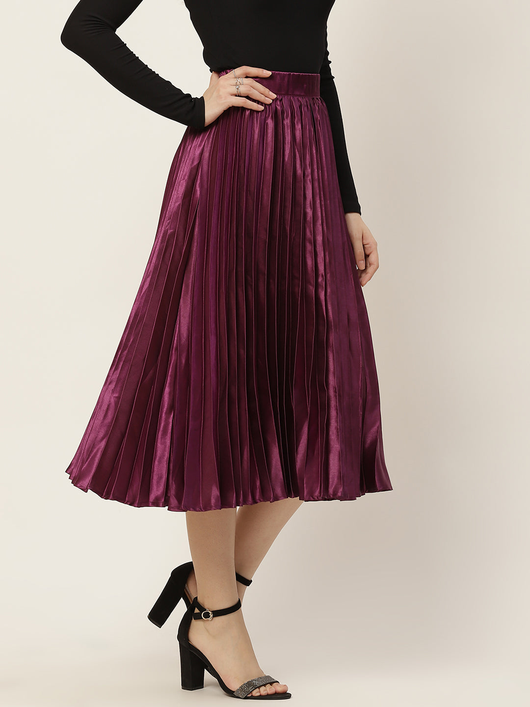 Women Solid Blue Pleated Skirt