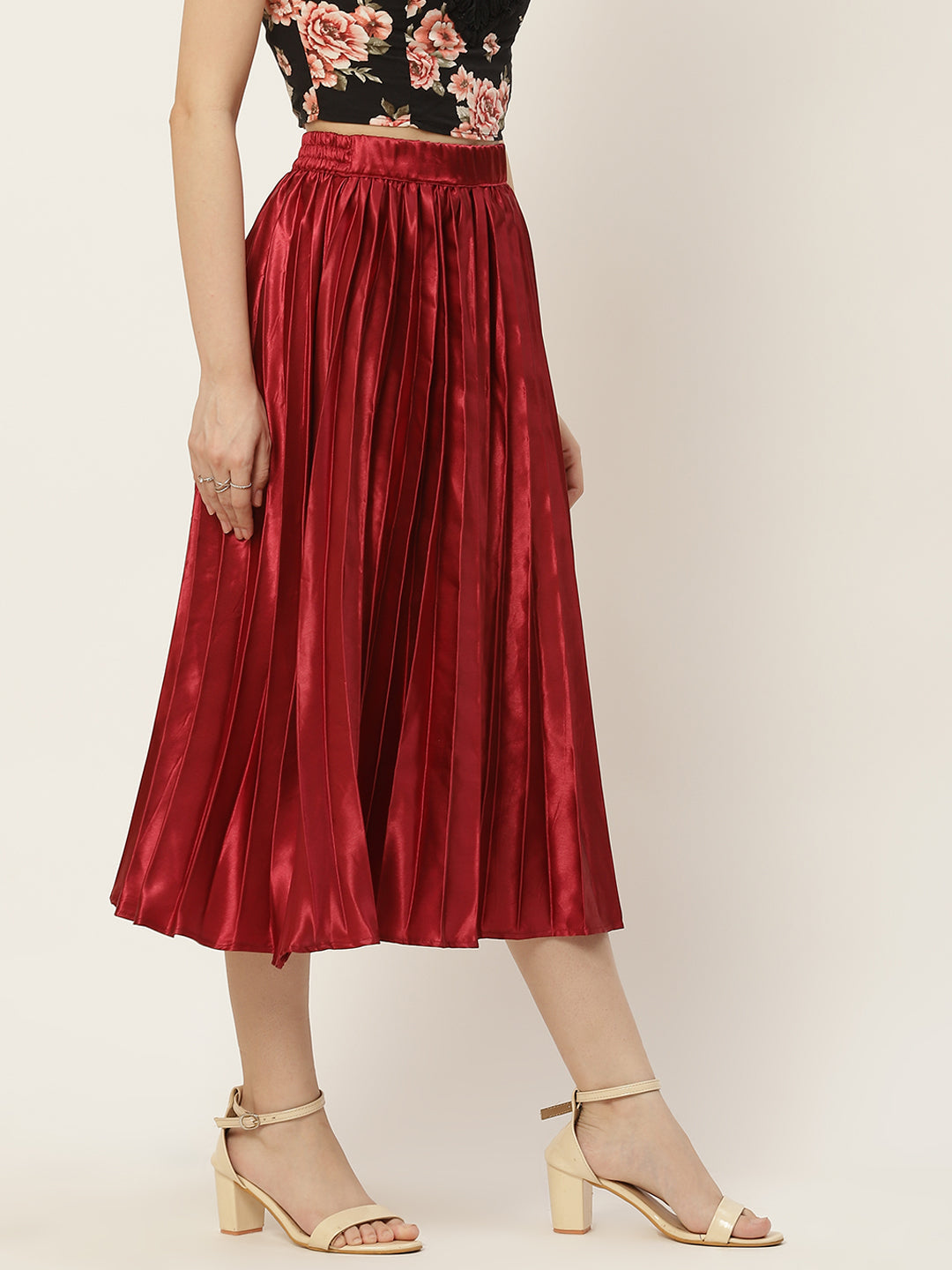 Women Solid Pleated Skirt