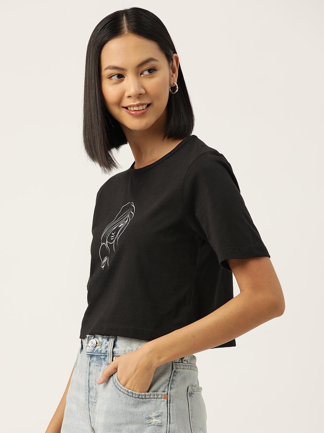 Women Graphic Printed Pure Cotton Crop T-shirt