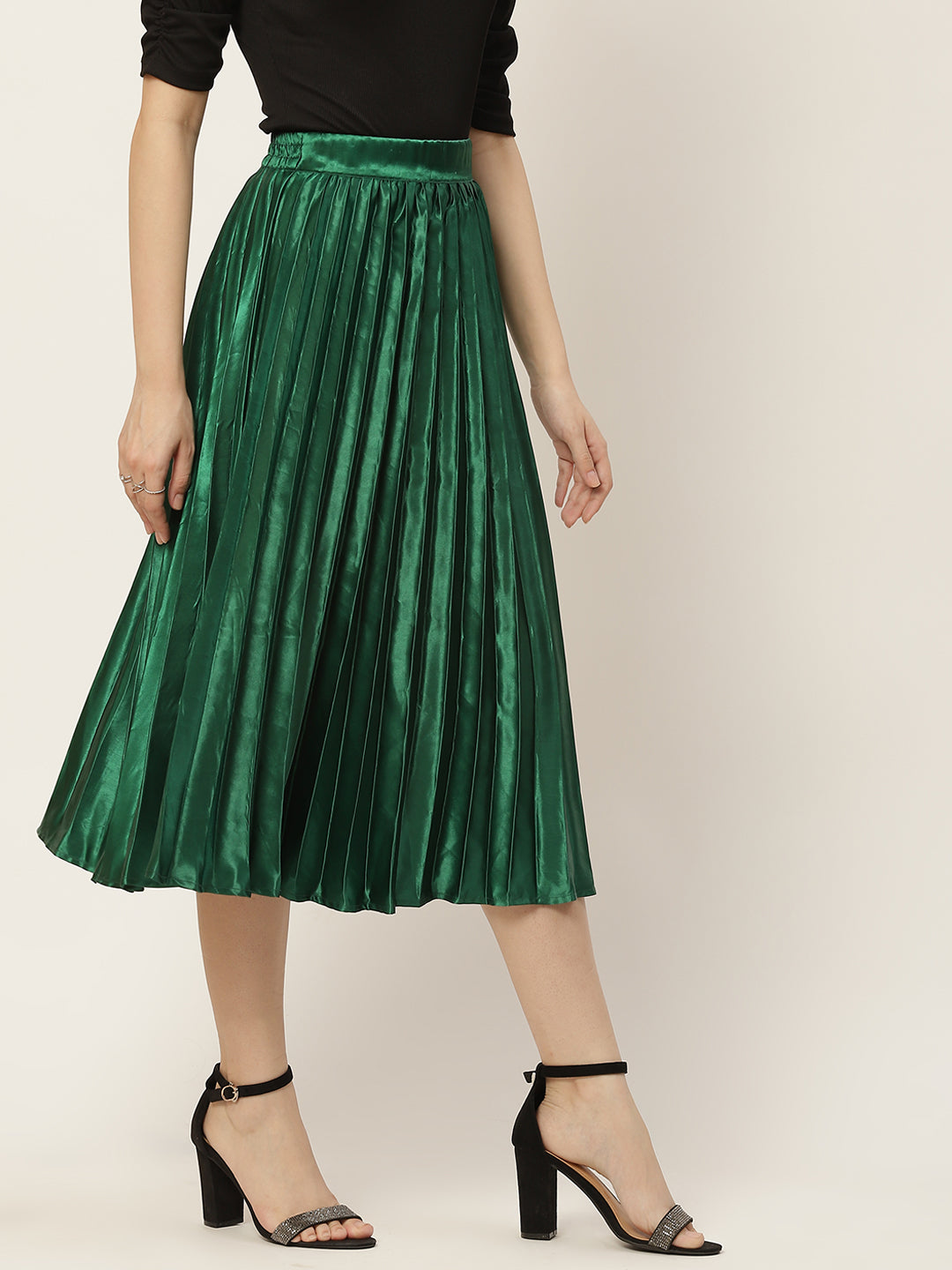 Women Solid Pleated Skirt