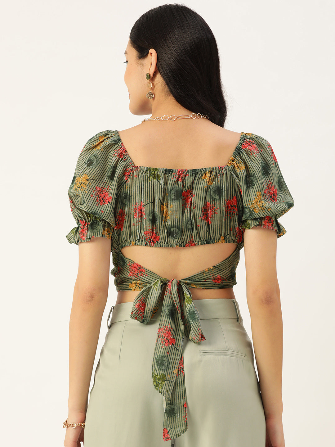 Floral Print Sweetheart Neck Georgette Crop Top