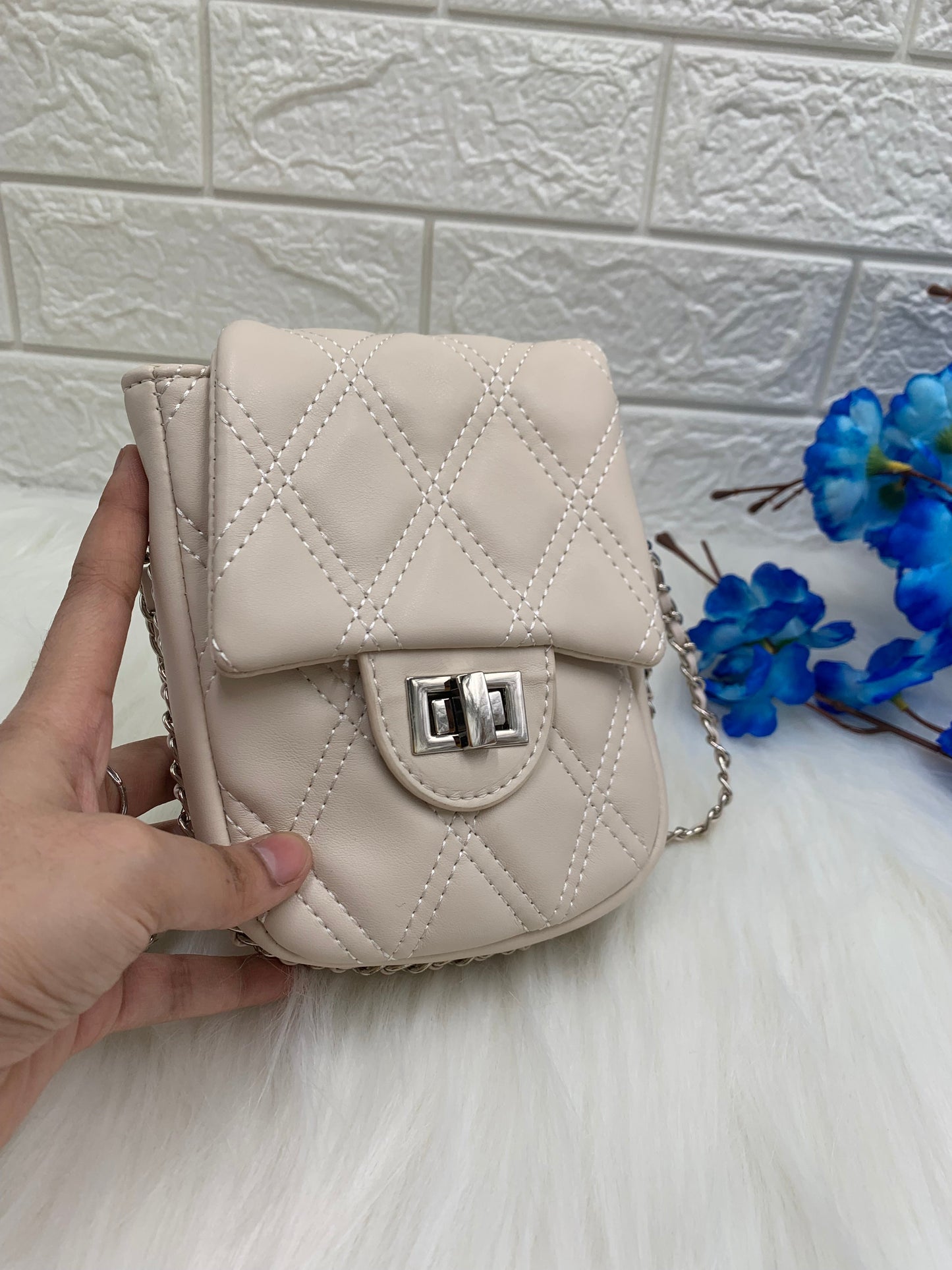 Solid Cream Small Sling Handbag