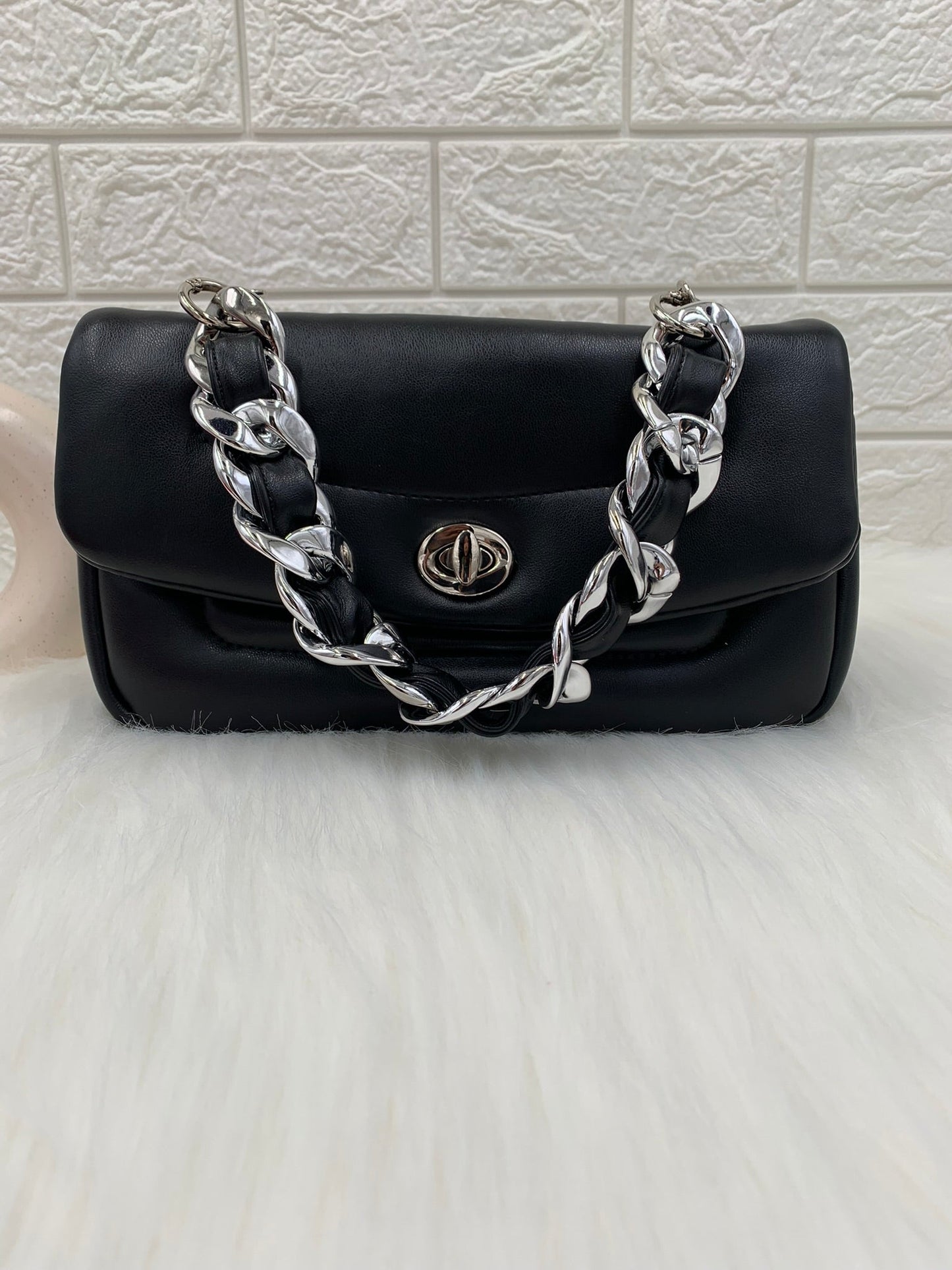 Women Solid Sling Bag