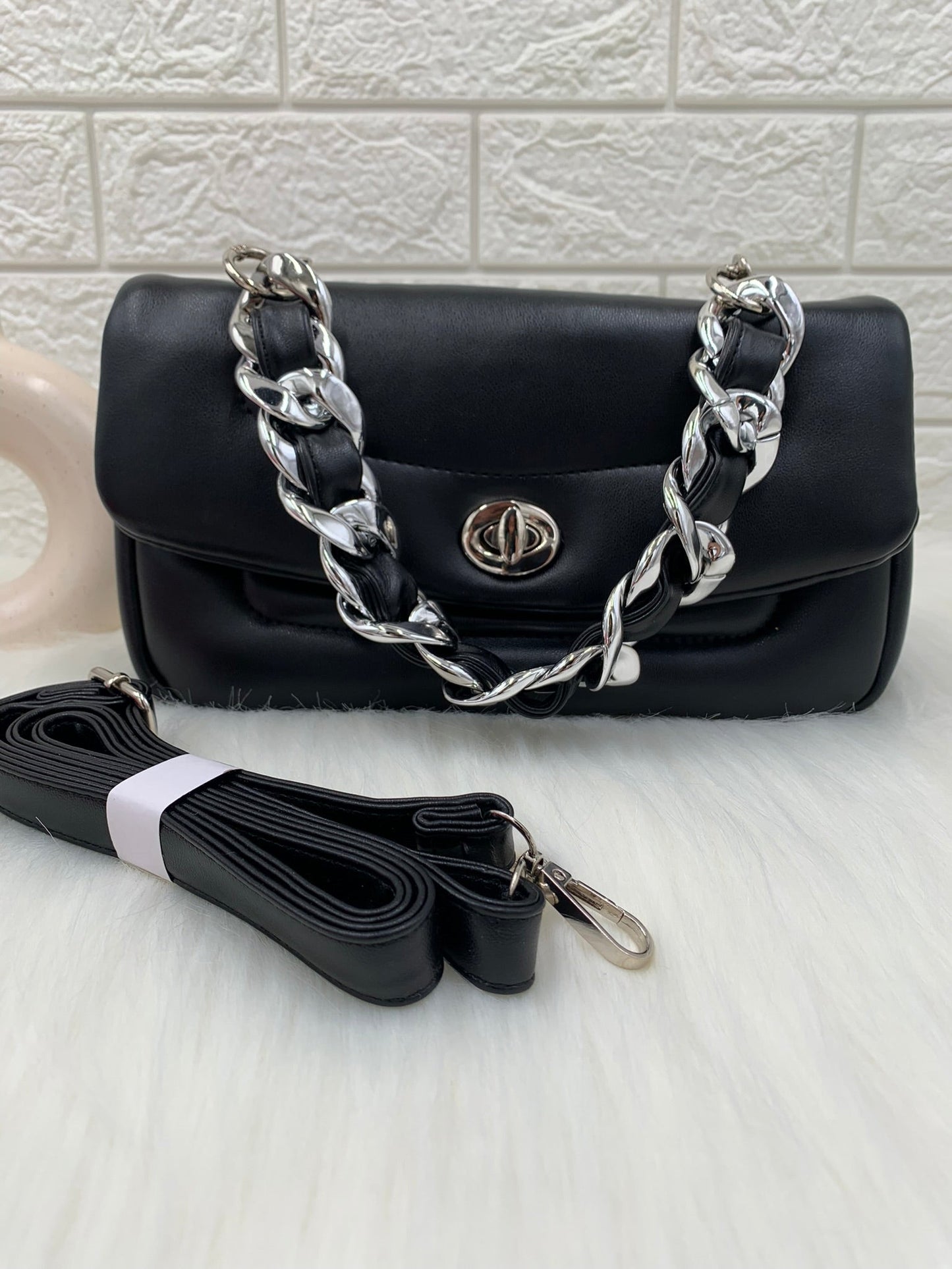 Women Solid Sling Bag