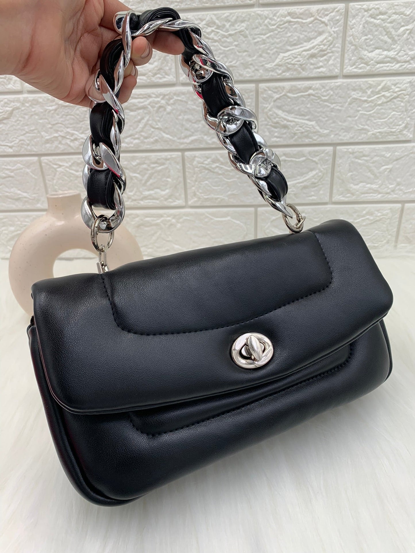 Women Solid Sling Bag