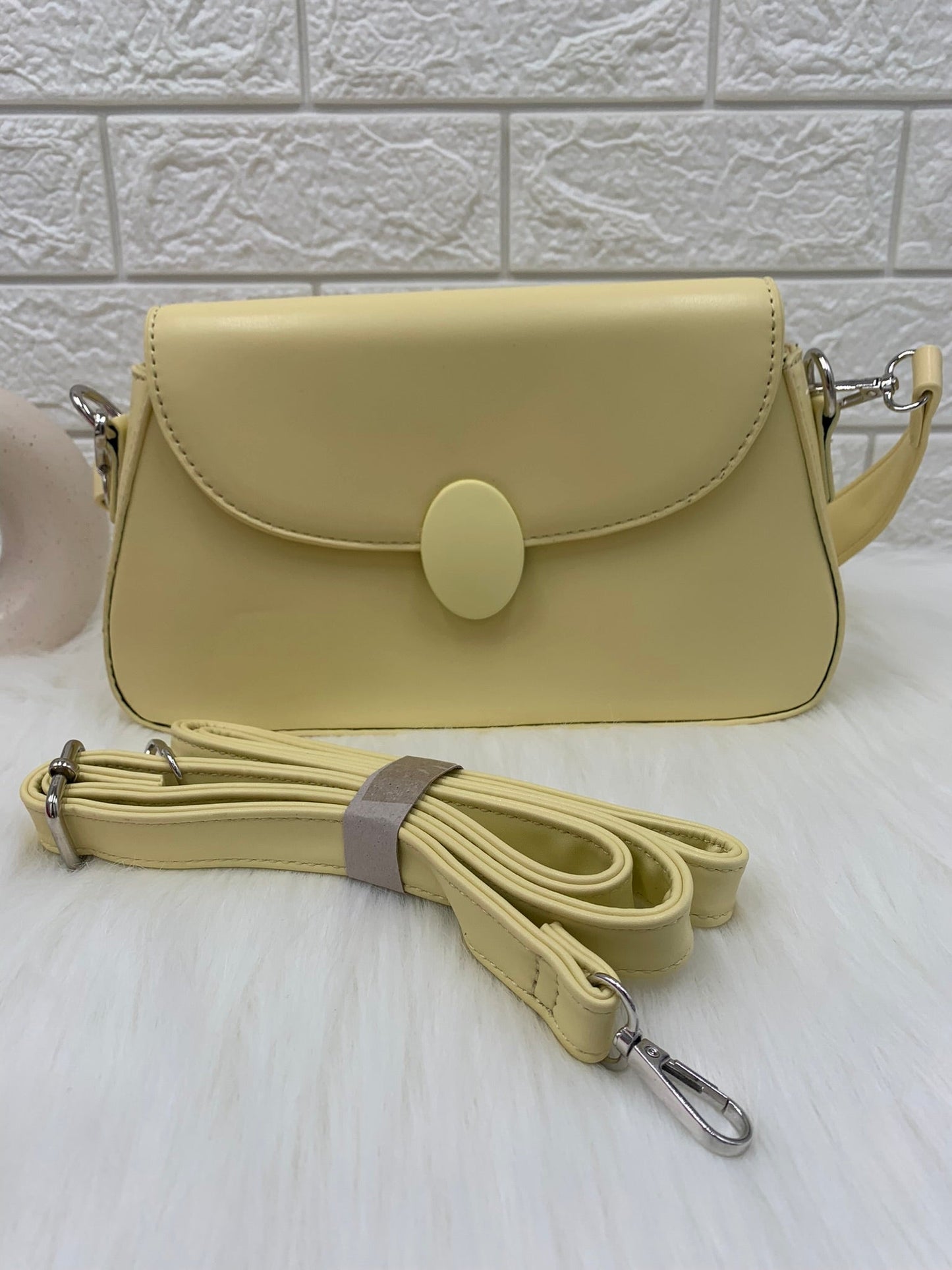 Women Lime Solid Metal Lock Sling Bag